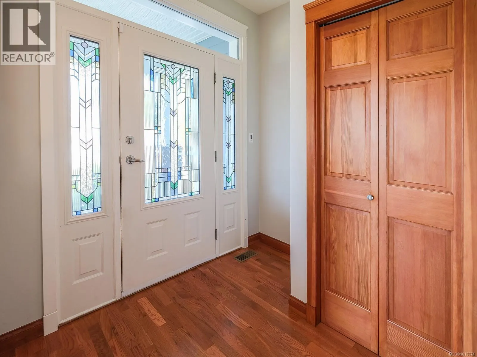 1858 Sterling Ridge Pl