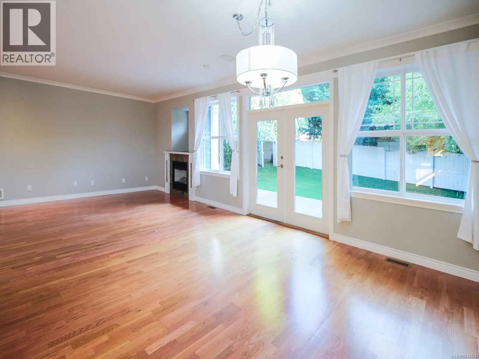 1858 Sterling Ridge Pl