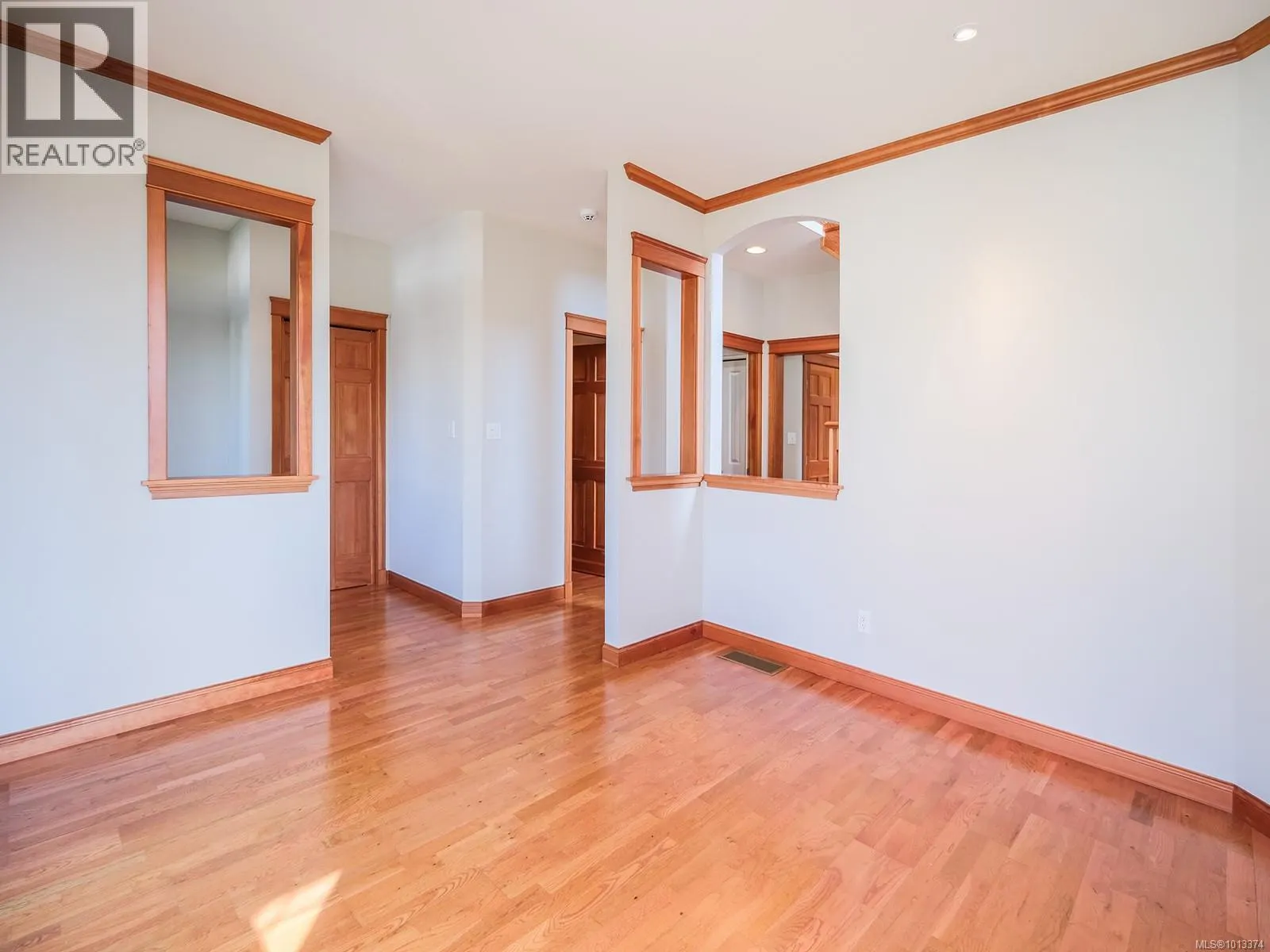 1858 Sterling Ridge Pl