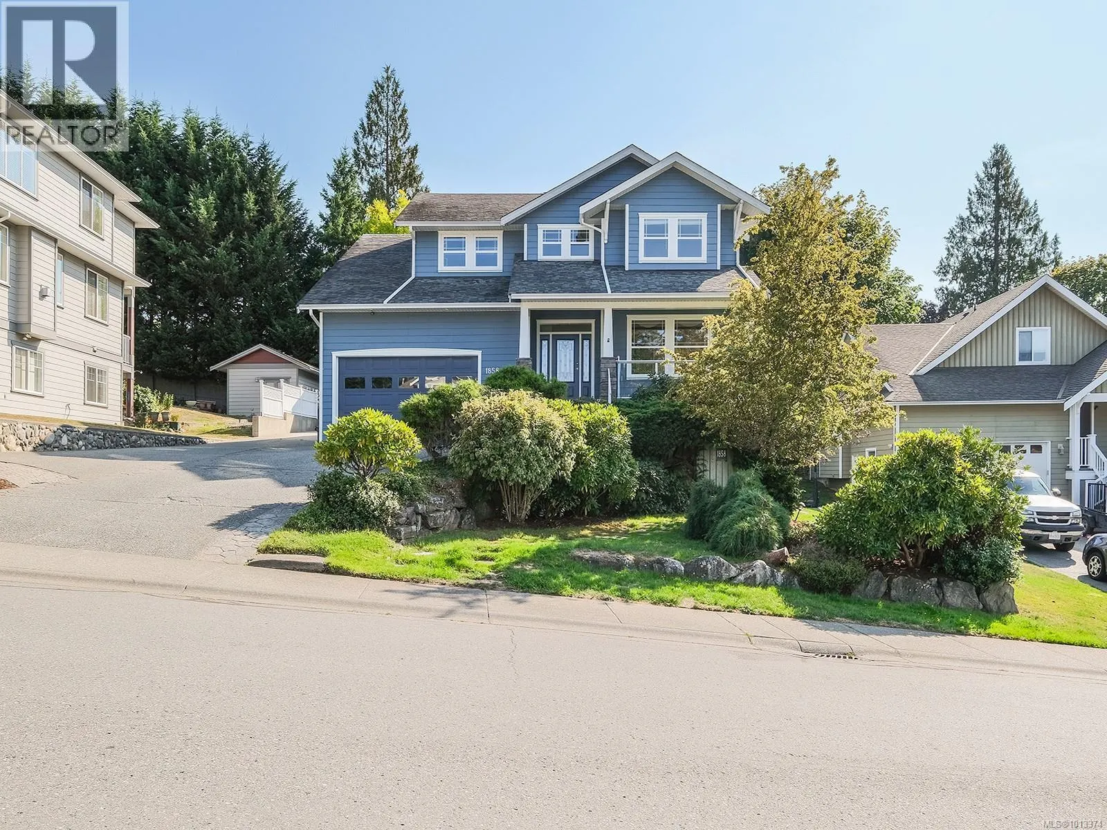 1858 Sterling Ridge Pl