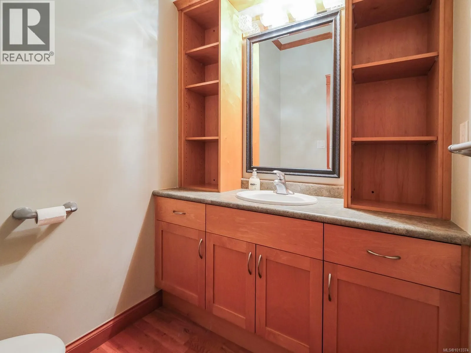 1858 Sterling Ridge Pl