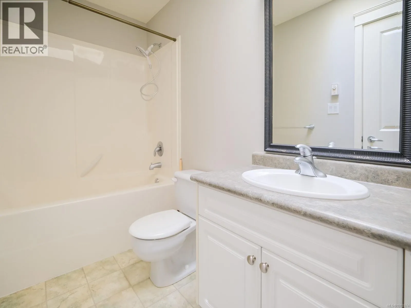 1858 Sterling Ridge Pl