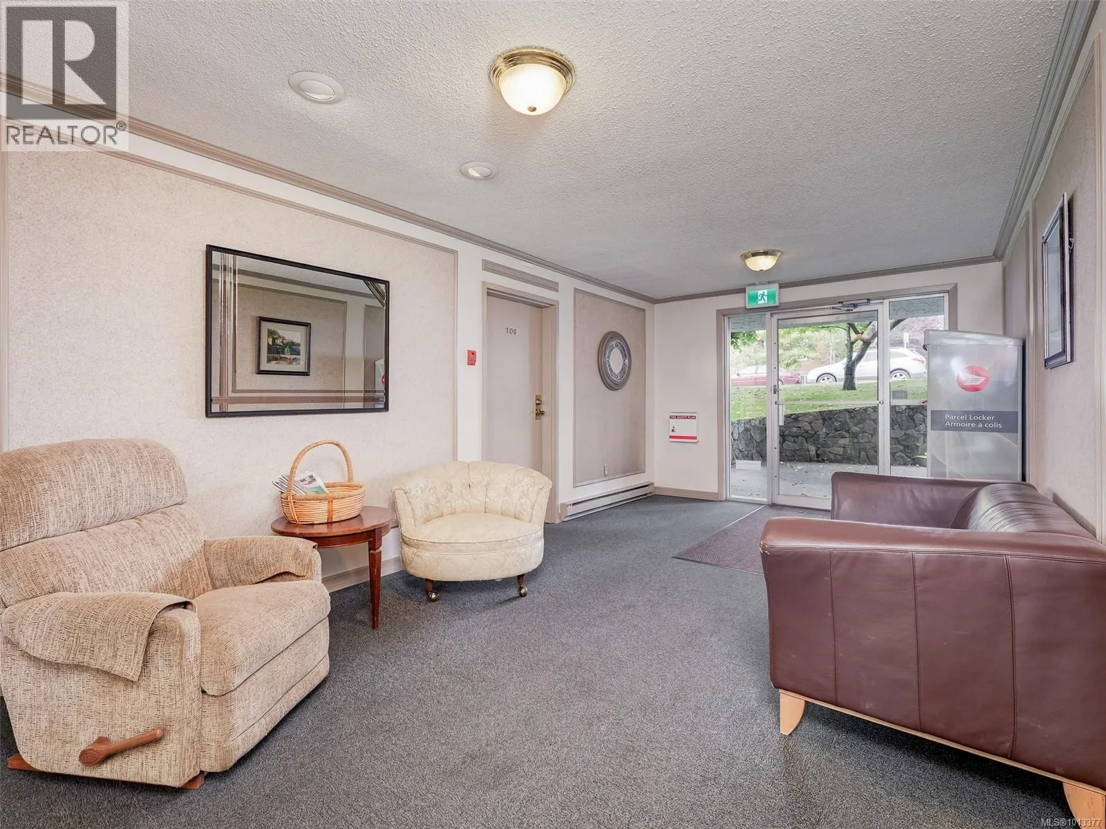 406 859 Carrie St