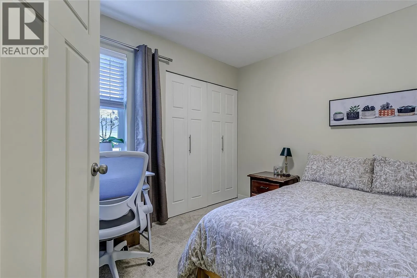 102 2153 Ridgemont Pl