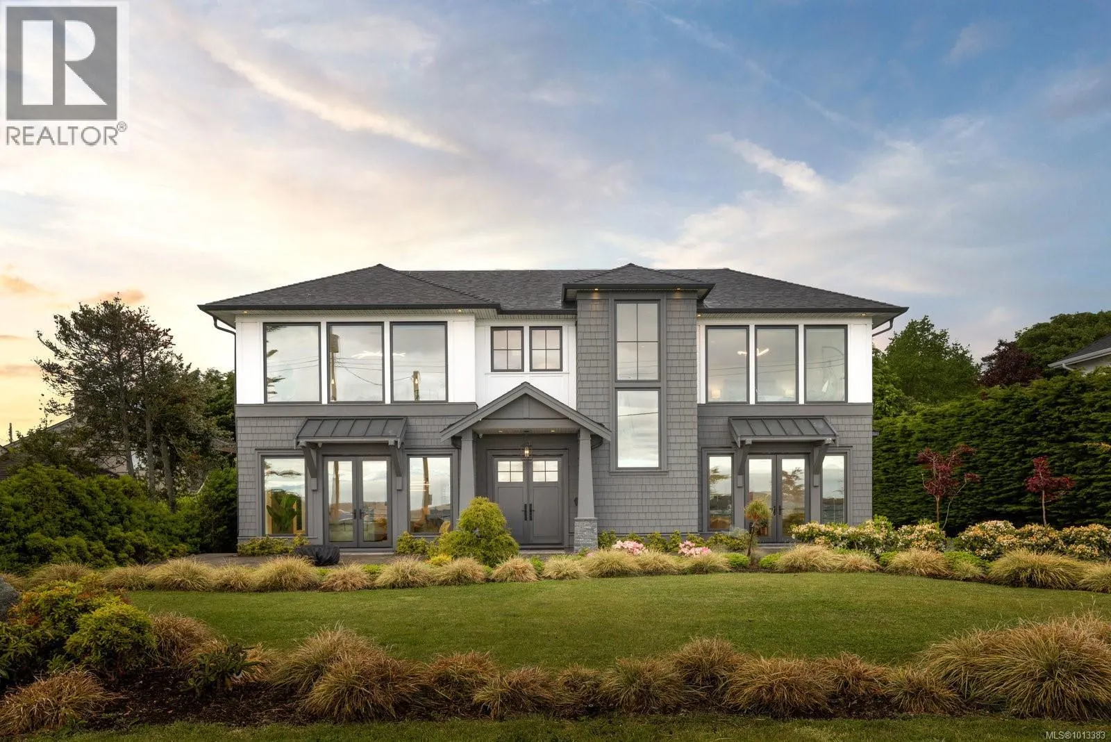 418 Beach Dr