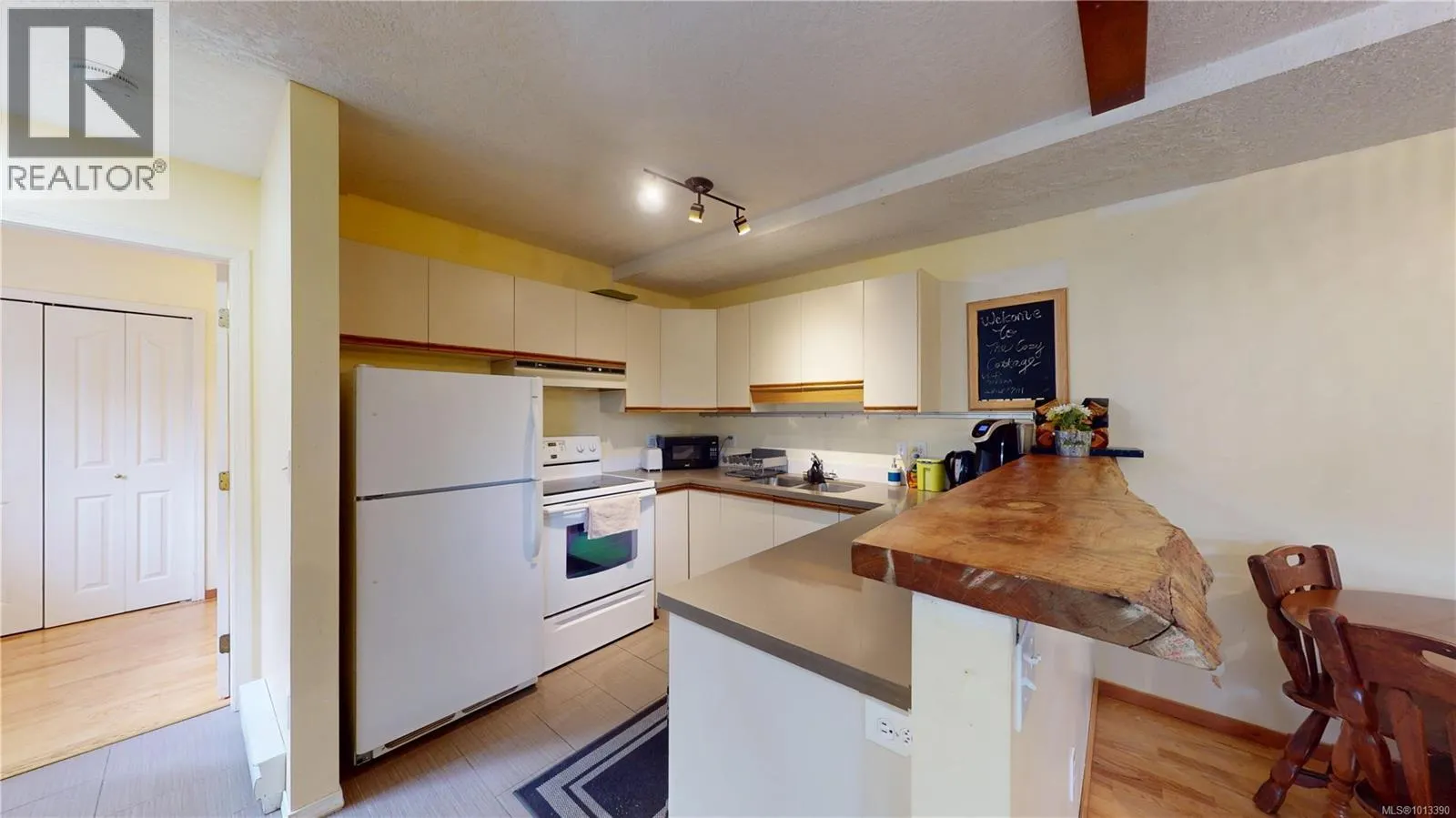 986 Seapearl Pl