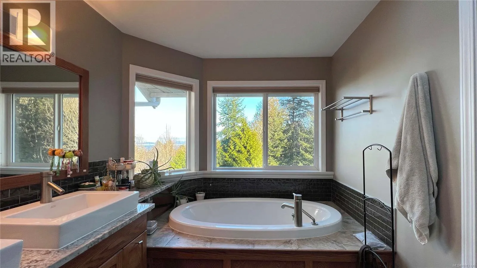 986 Seapearl Pl