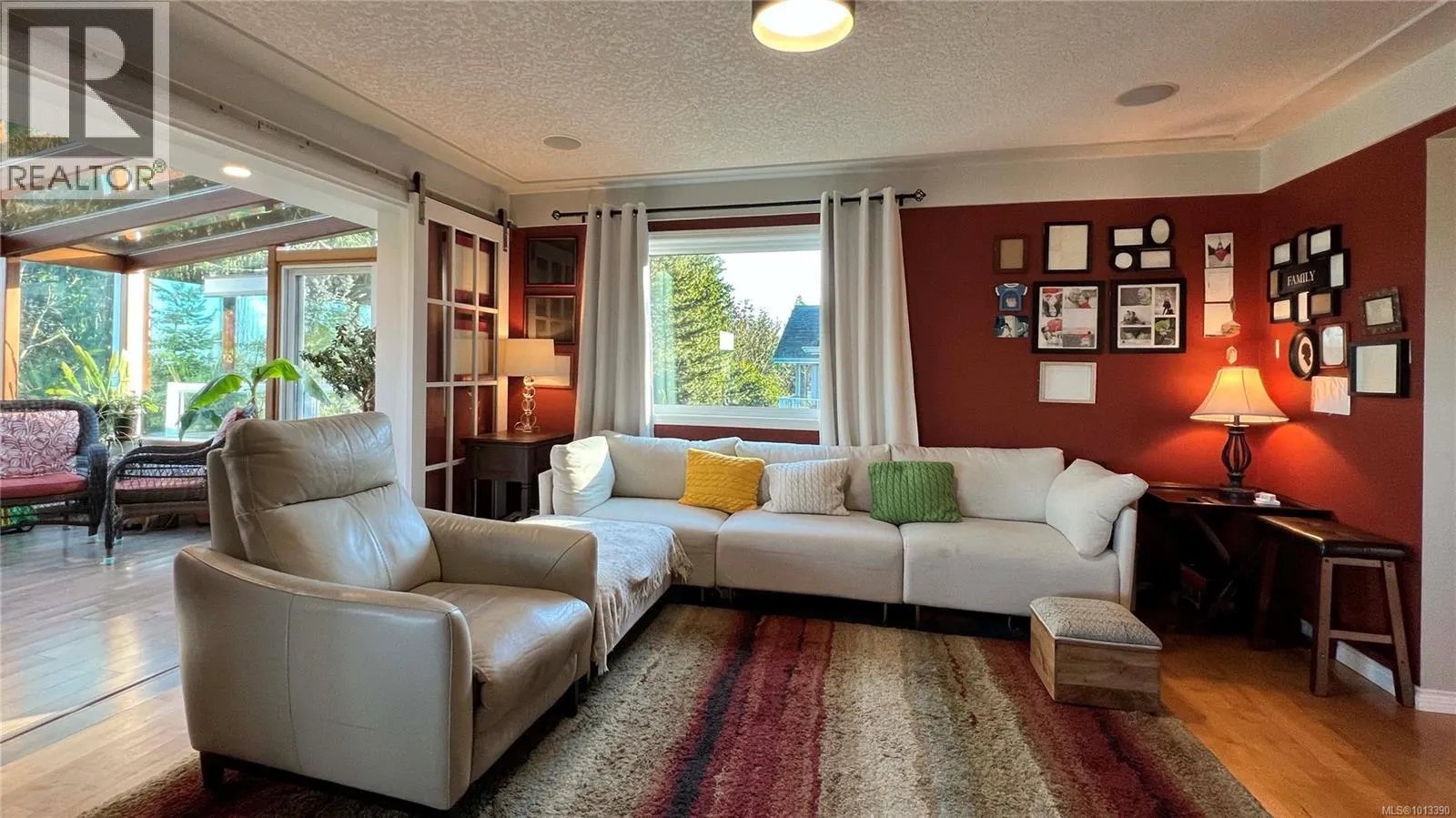 986 Seapearl Pl