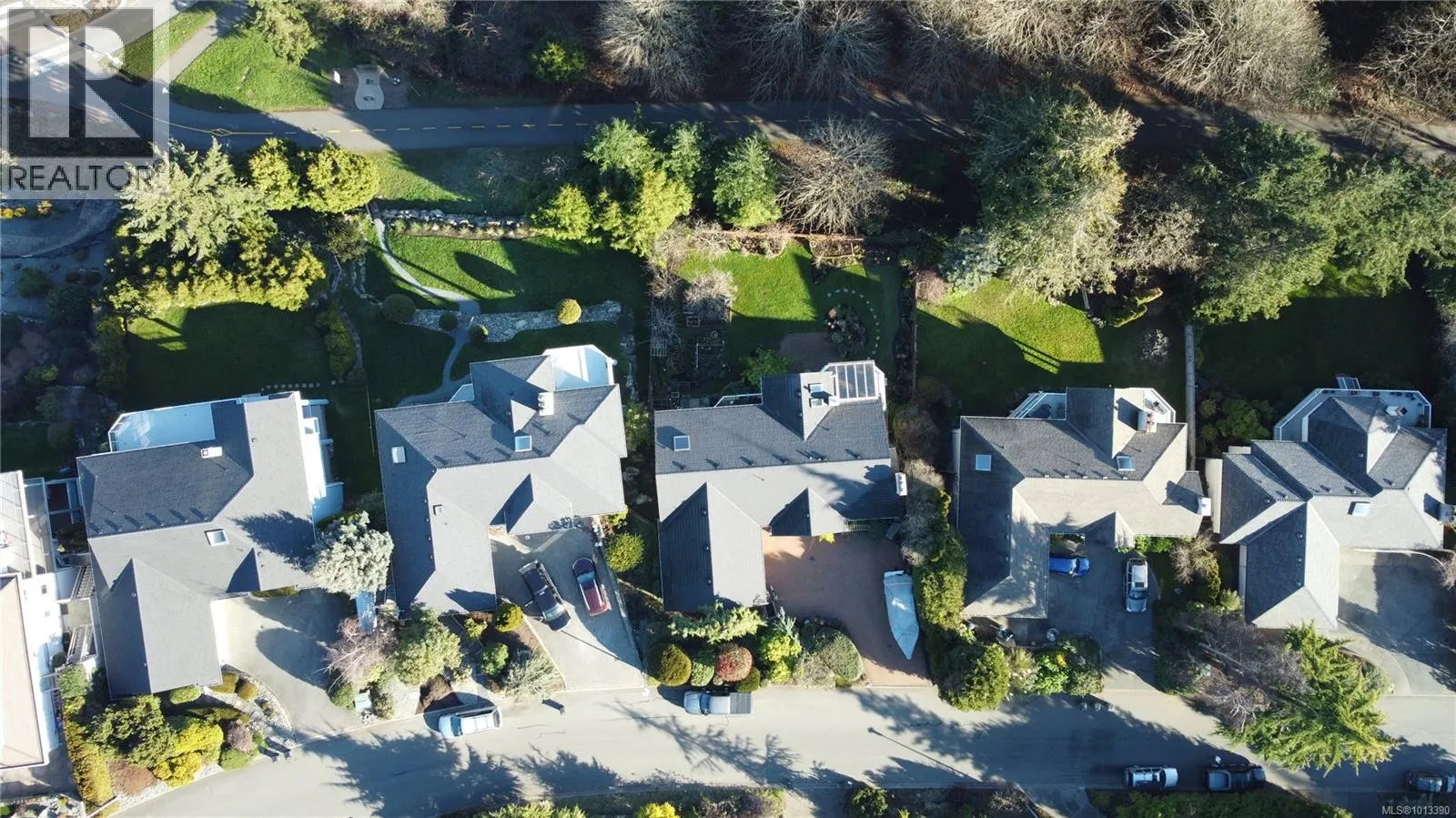 986 Seapearl Pl