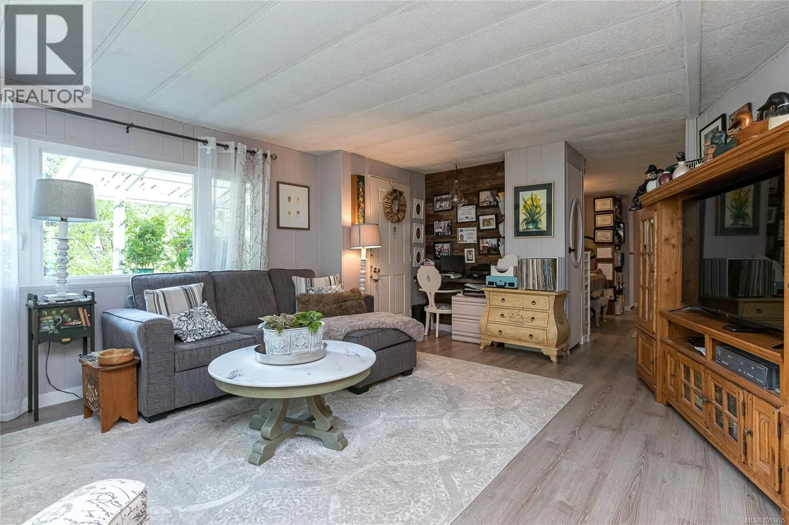 47 5838 Blythwood Rd