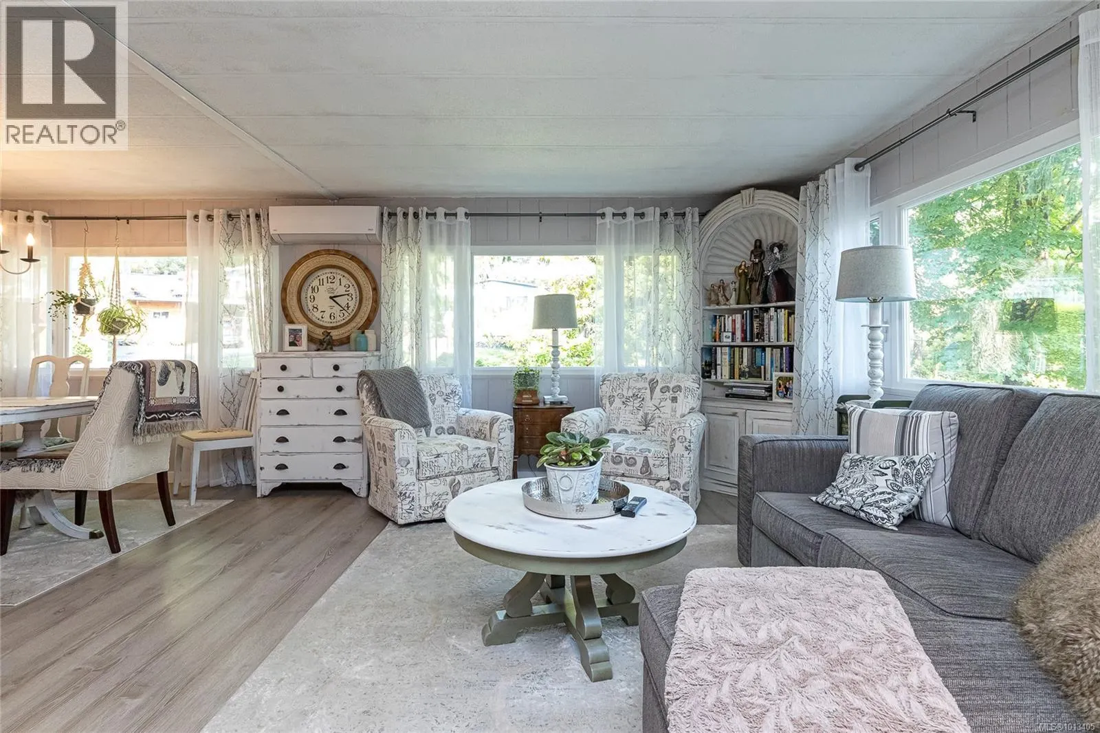 47 5838 Blythwood Rd
