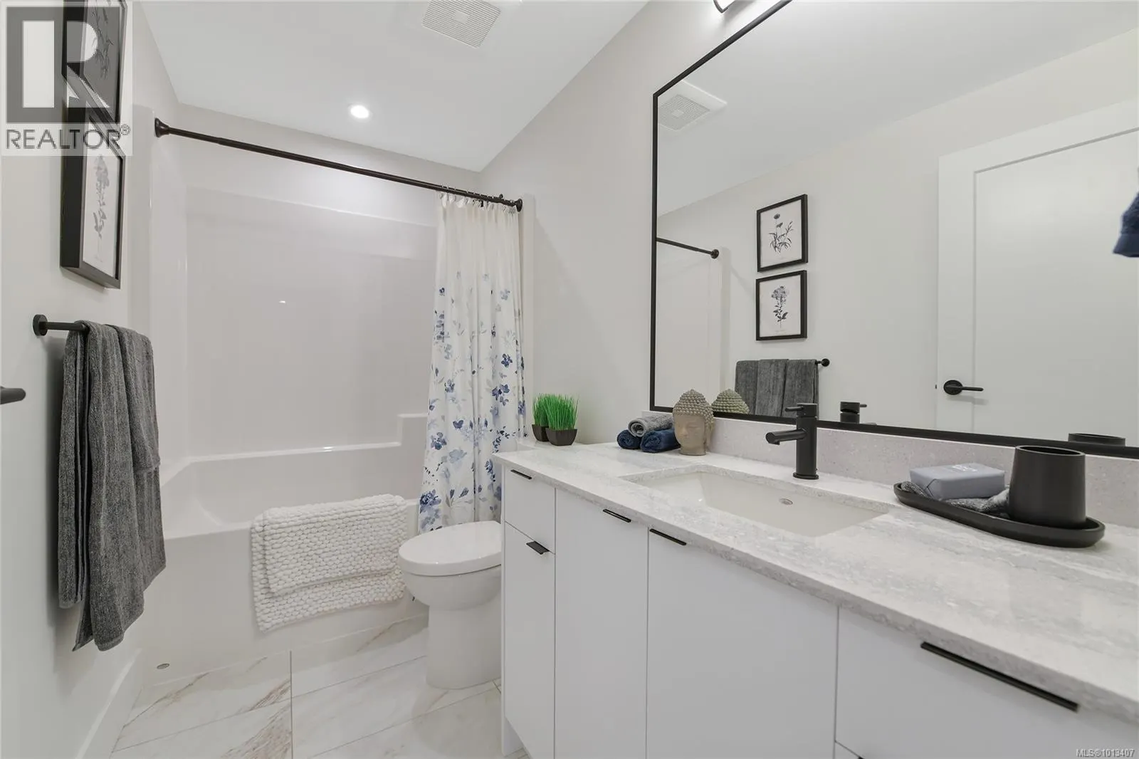 302 1114 Samar Cres