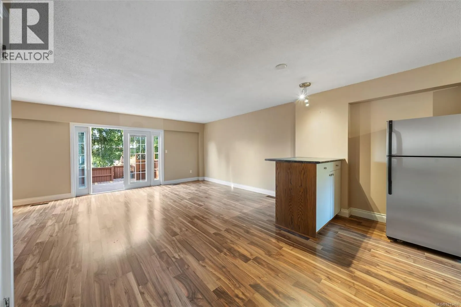 1 1164 Palmer Rd