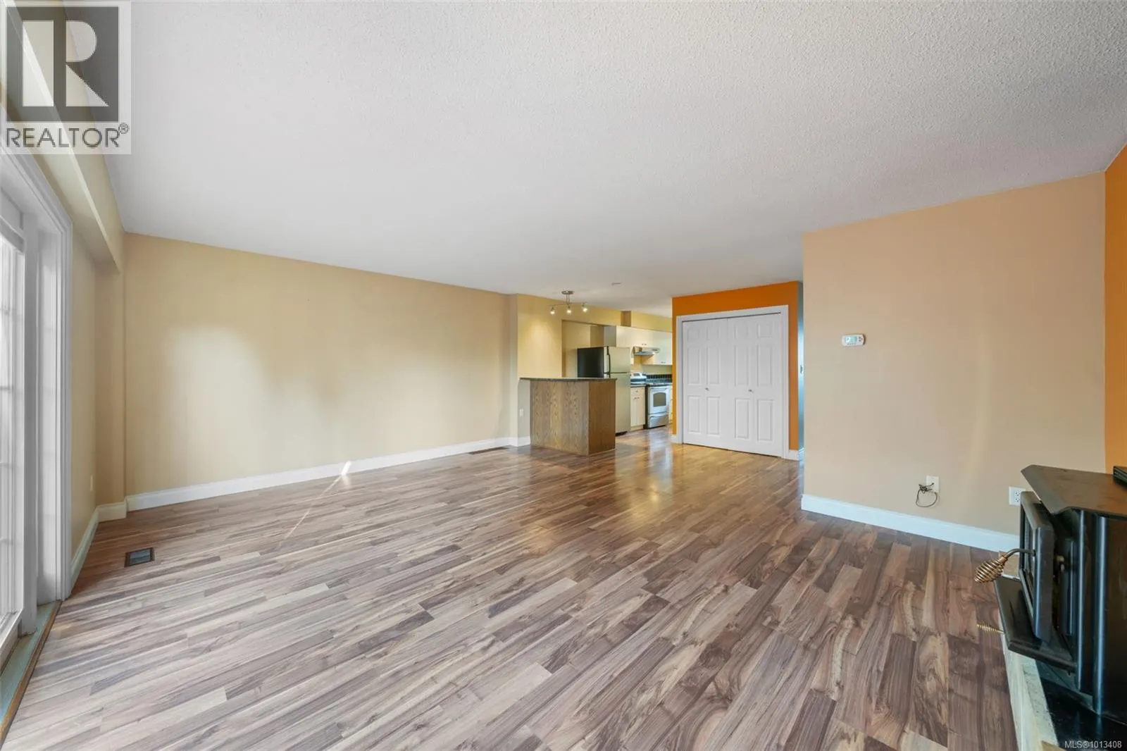 1 1164 Palmer Rd