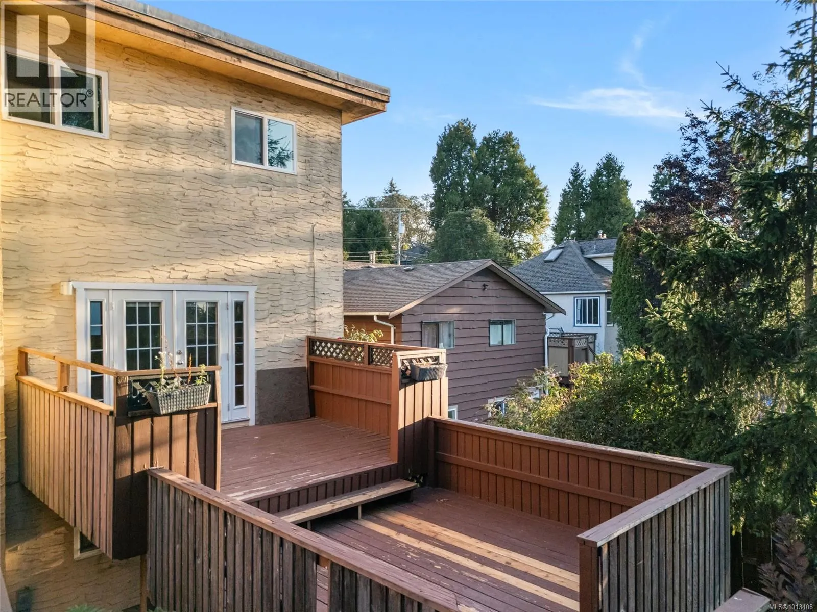 1 1164 Palmer Rd