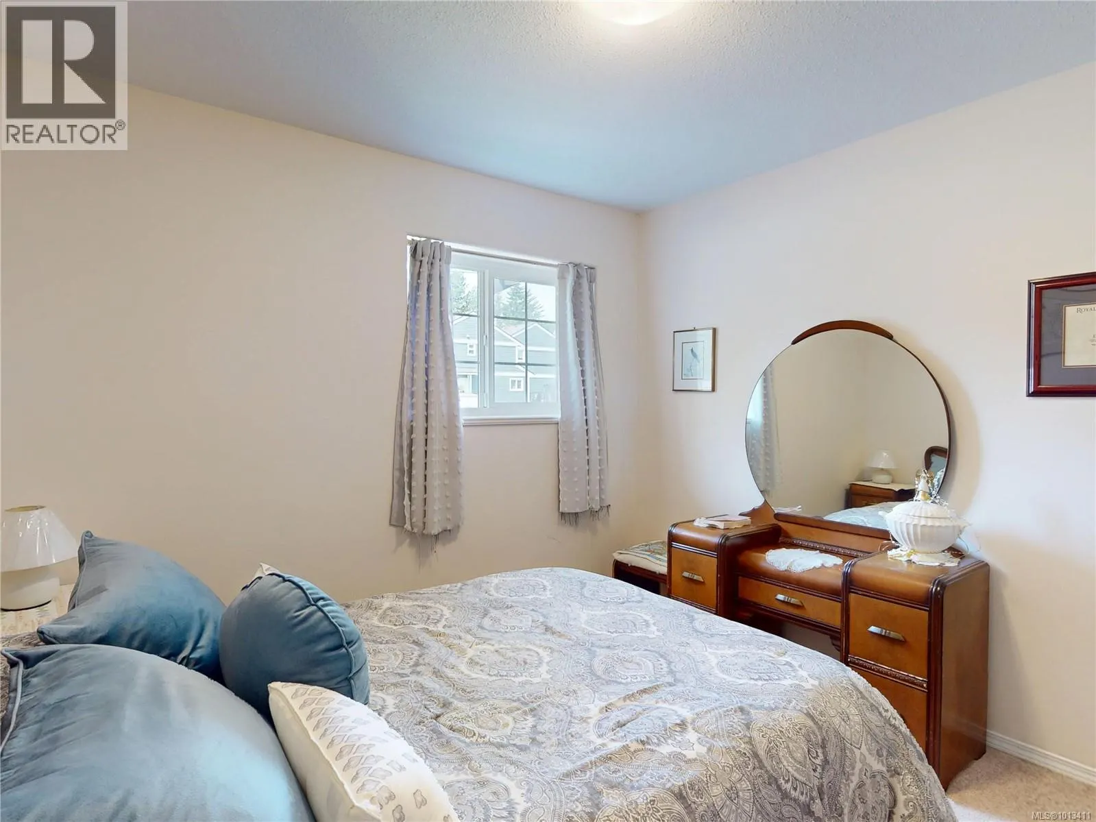2113 Amethyst Way