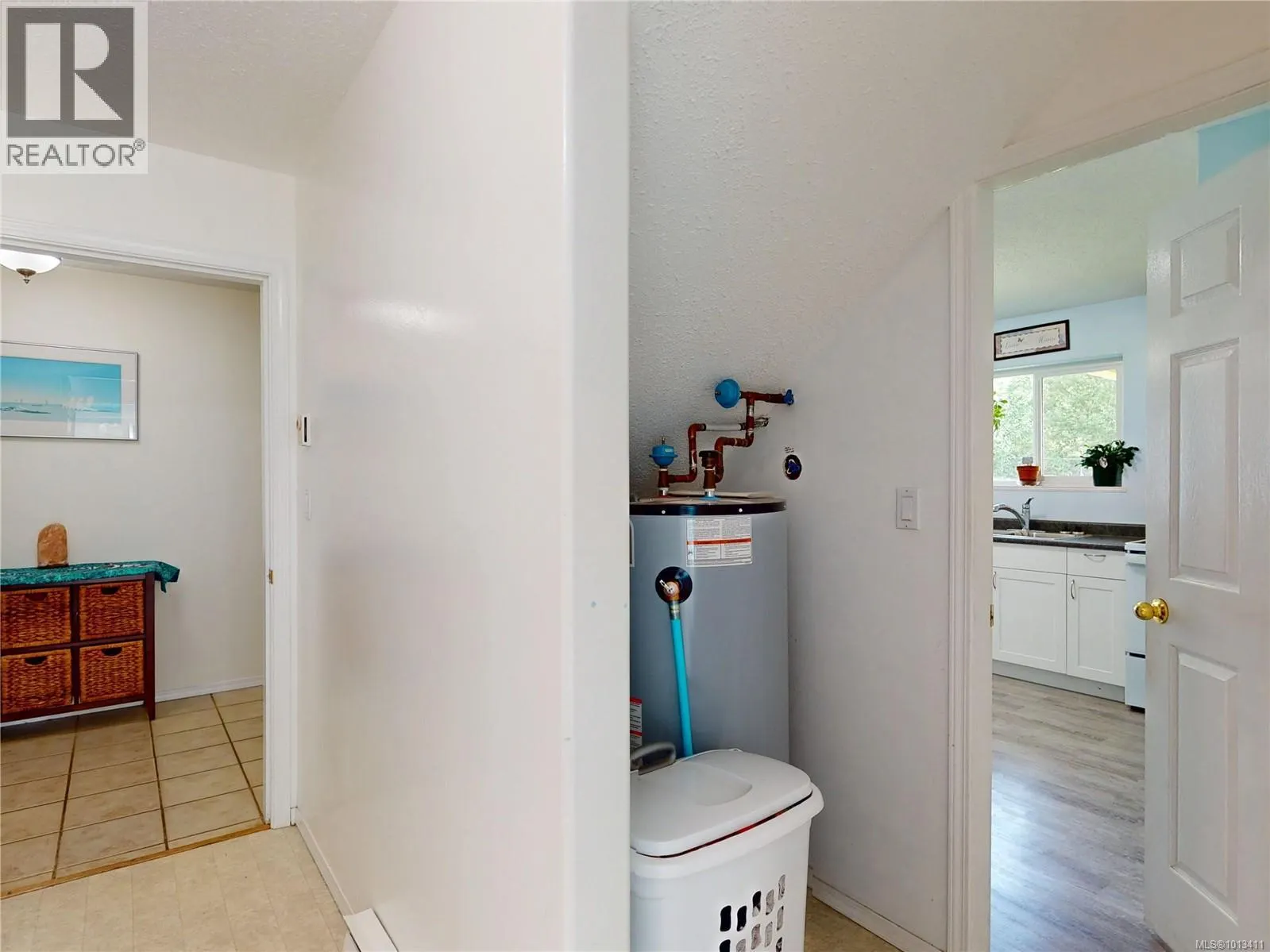 2113 Amethyst Way