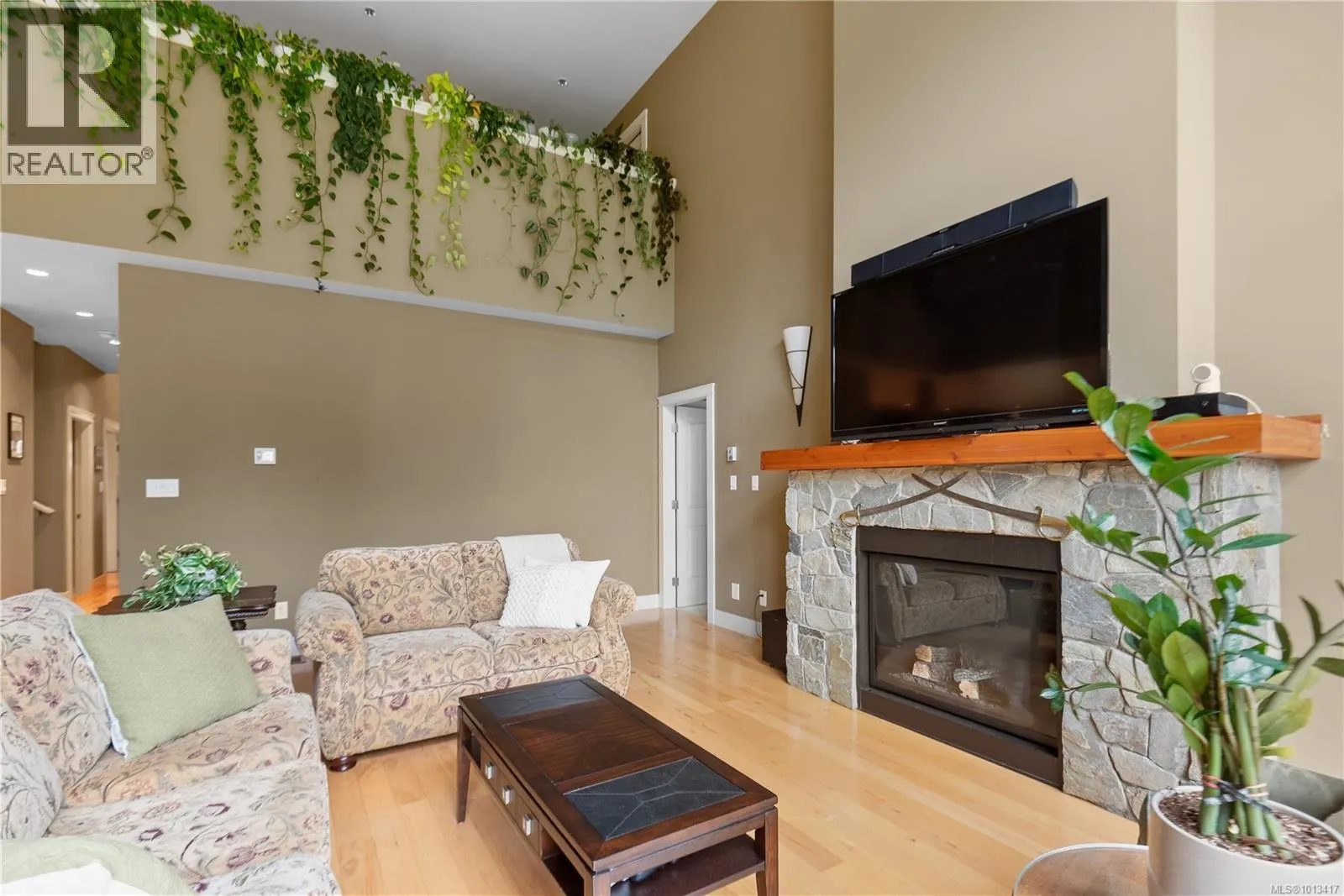 1308 Bonner Cres