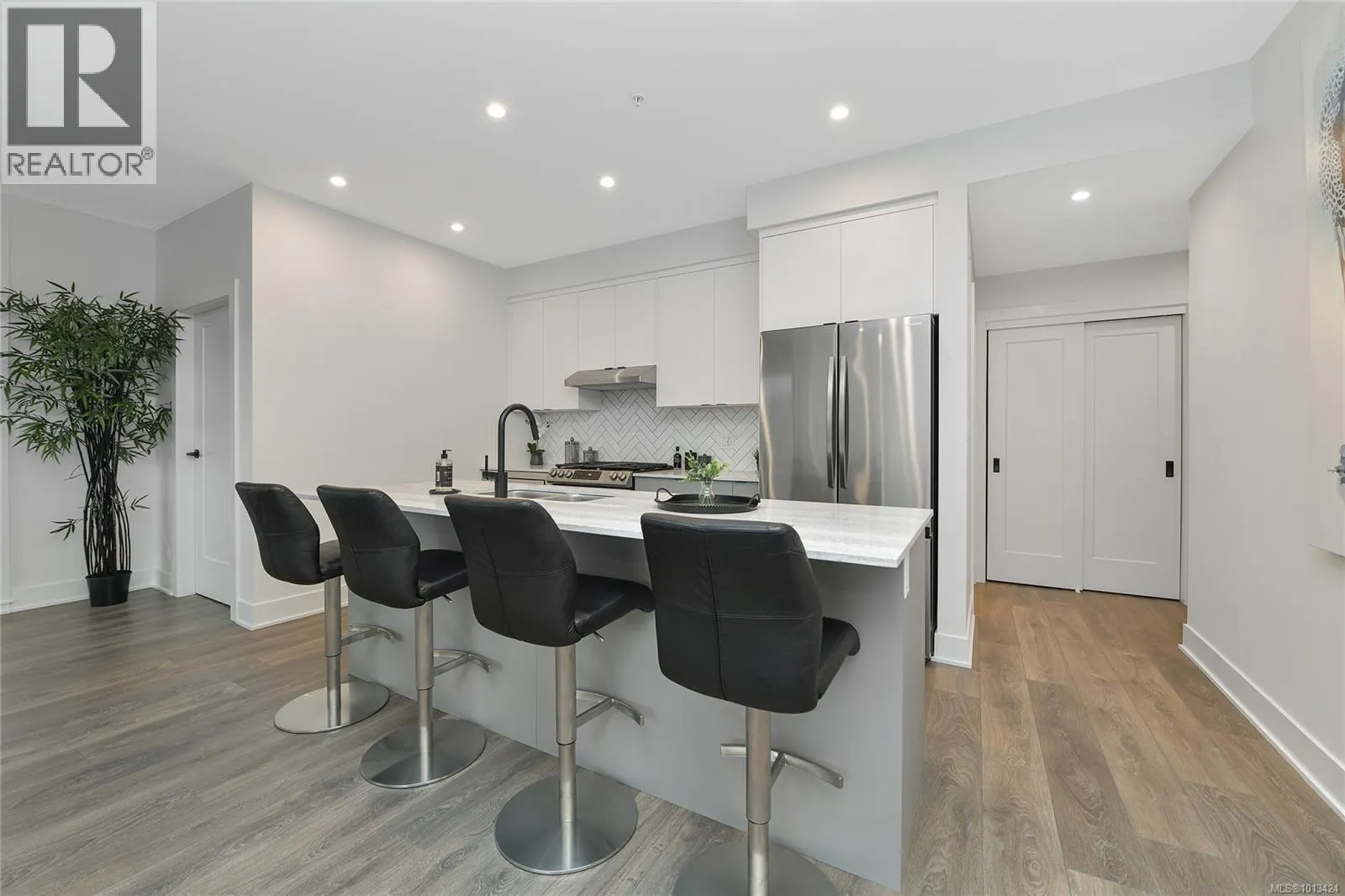 502 1114 Samar Cres