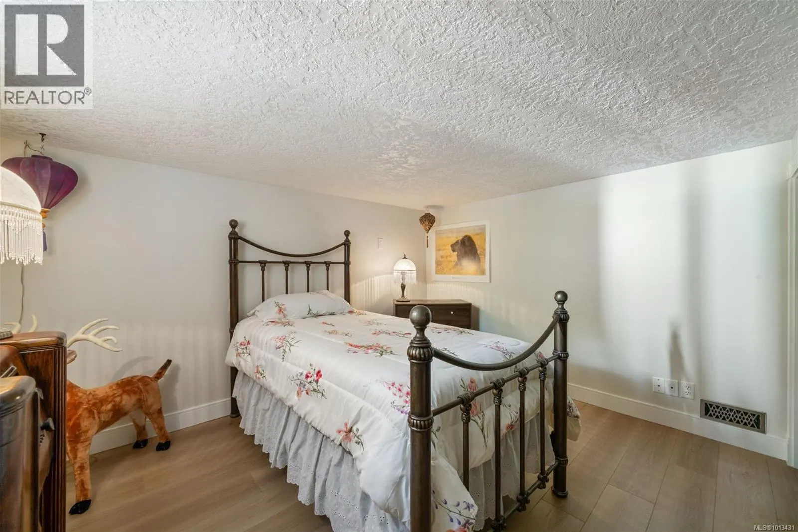 1501 Shawnigan Mill Bay Rd