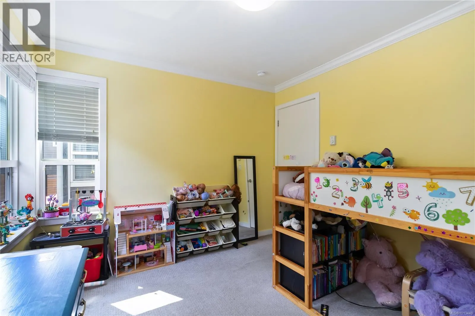 3381 Vision Way