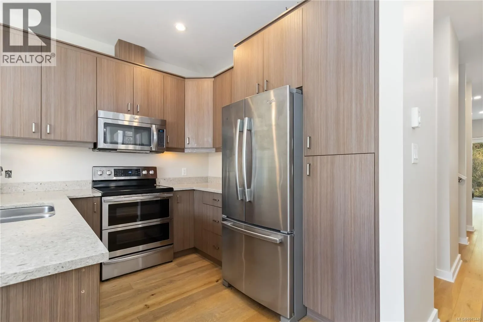 3381 Vision Way