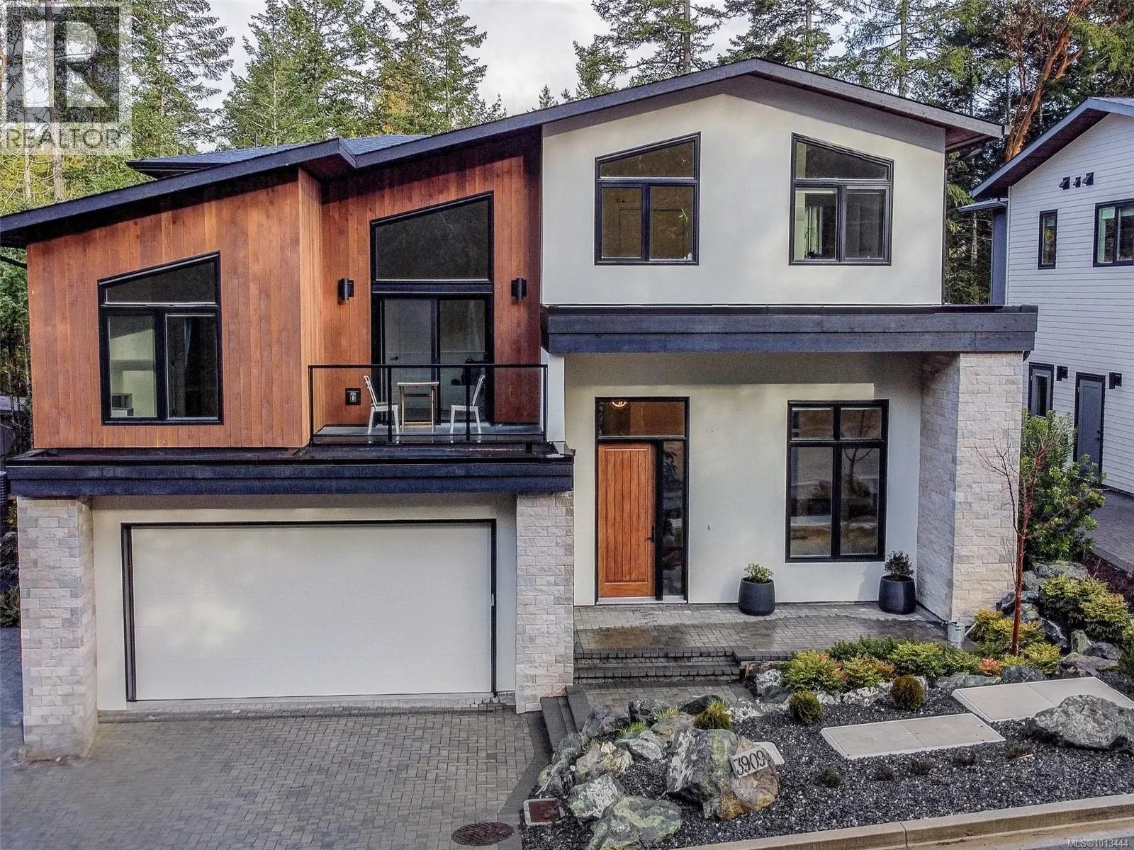3909 Olympian Way