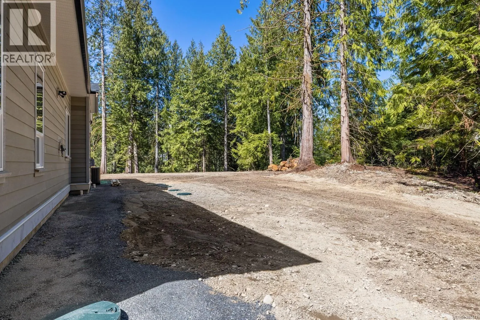 1054 Fern Ridge Dr