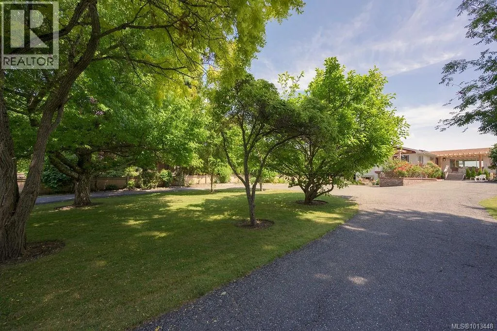 10655 Blue Heron Rd