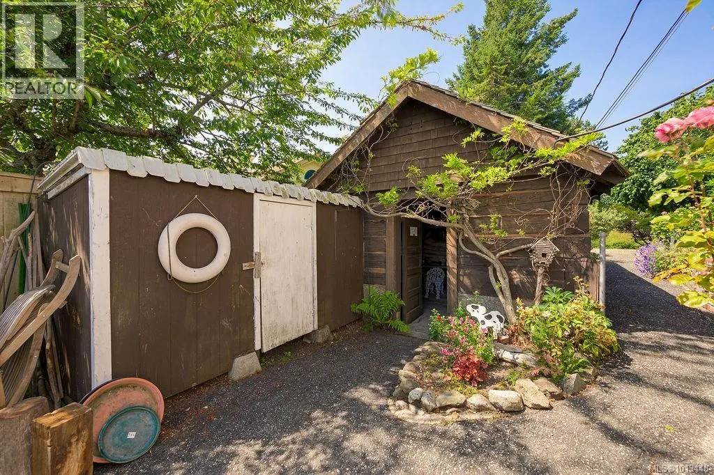10655 Blue Heron Rd