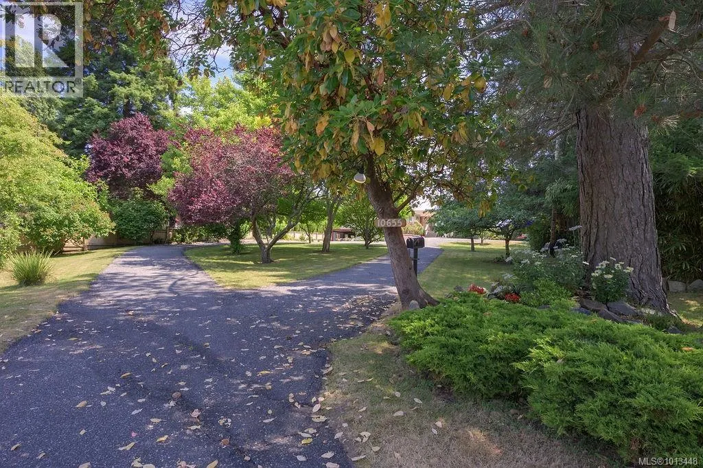 10655 Blue Heron Rd