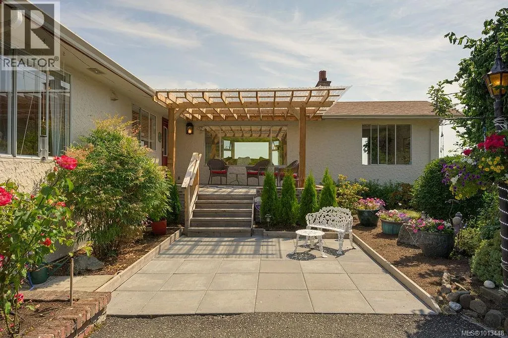 10655 Blue Heron Rd