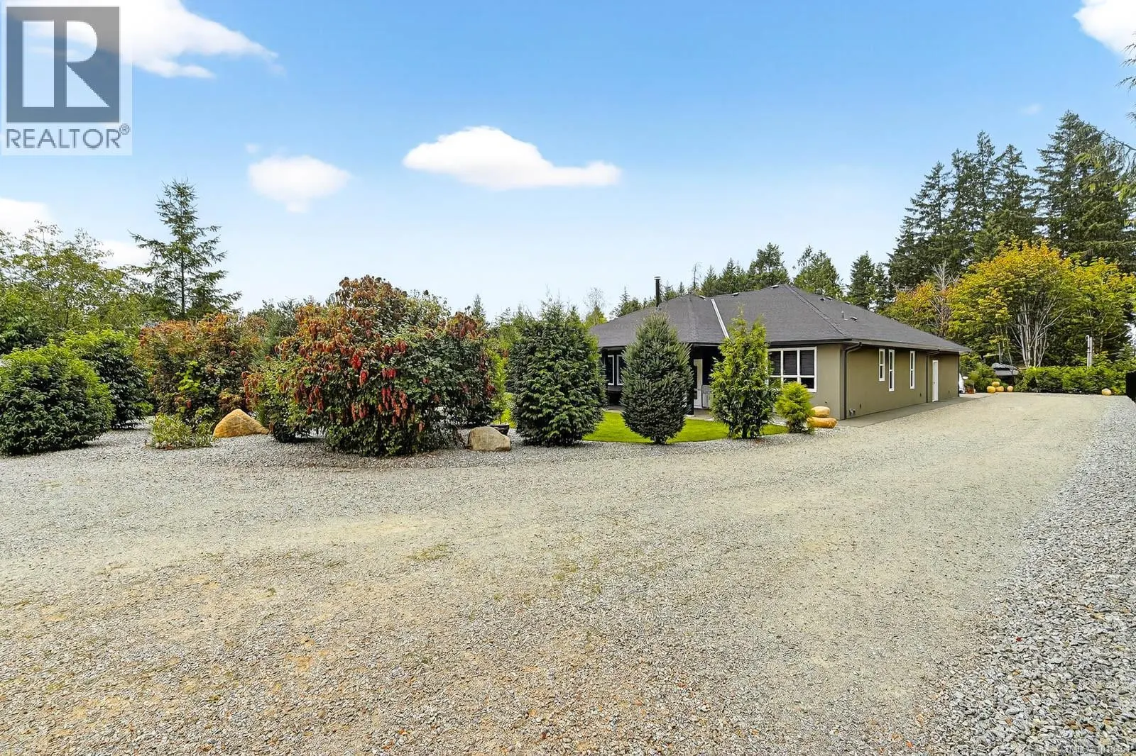 5595 Maebelle Rd