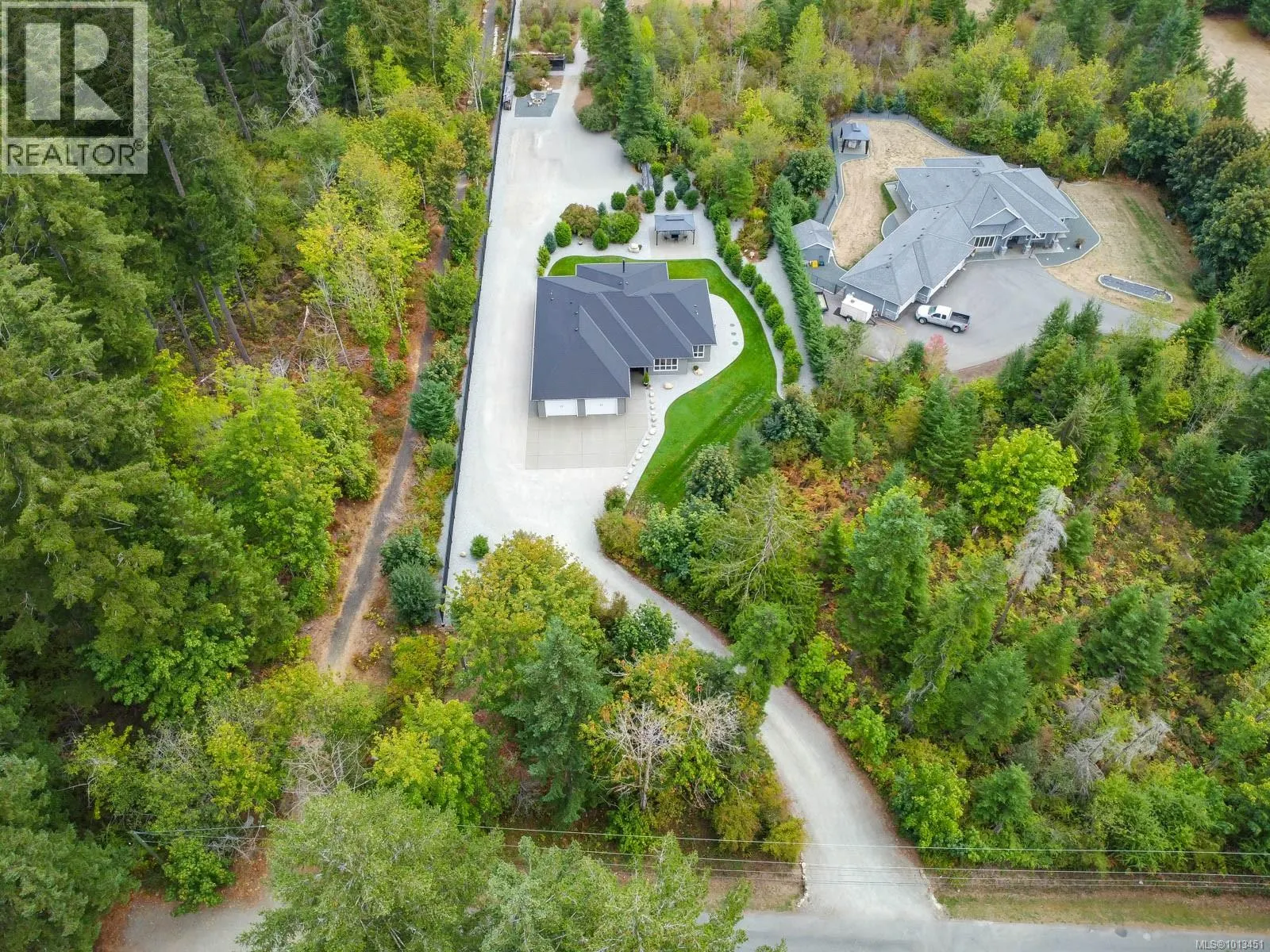 5595 Maebelle Rd