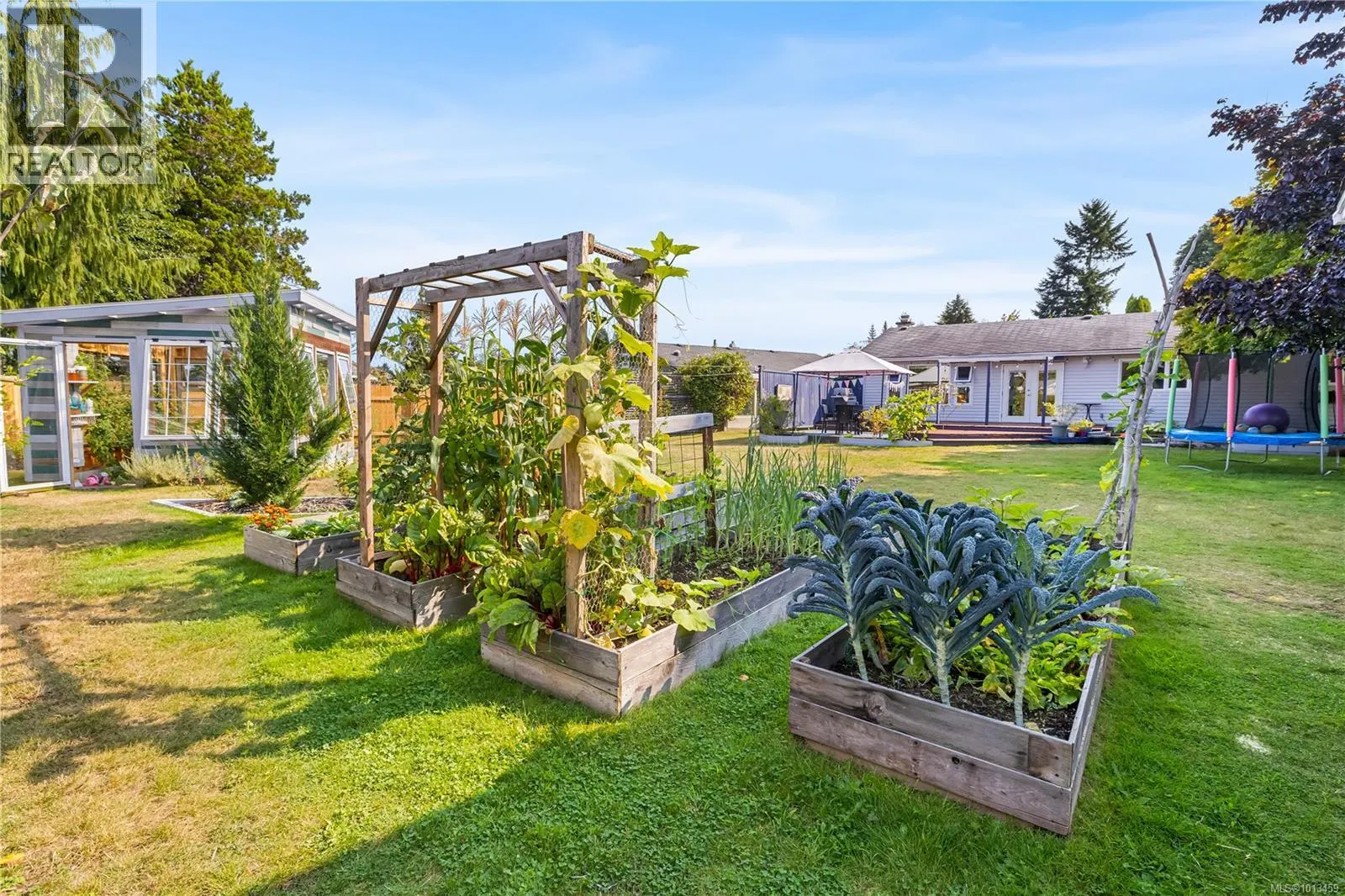 2105 Arnason Rd