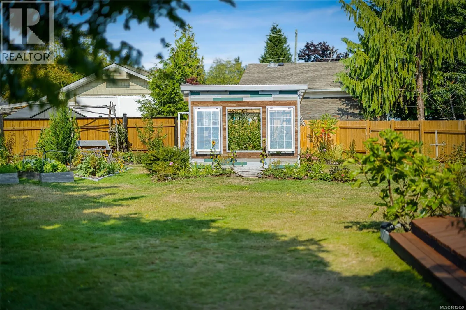 2105 Arnason Rd