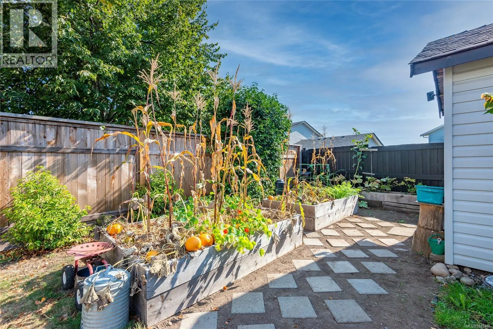 225 Larwood Rd