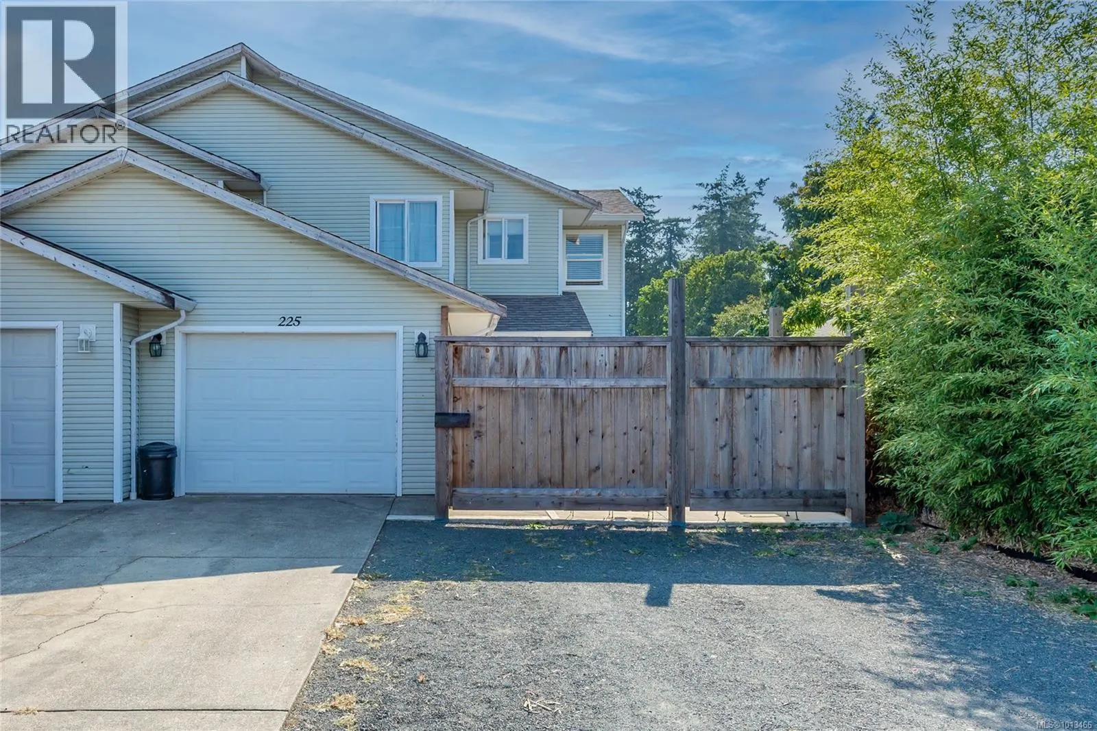 225 Larwood Rd