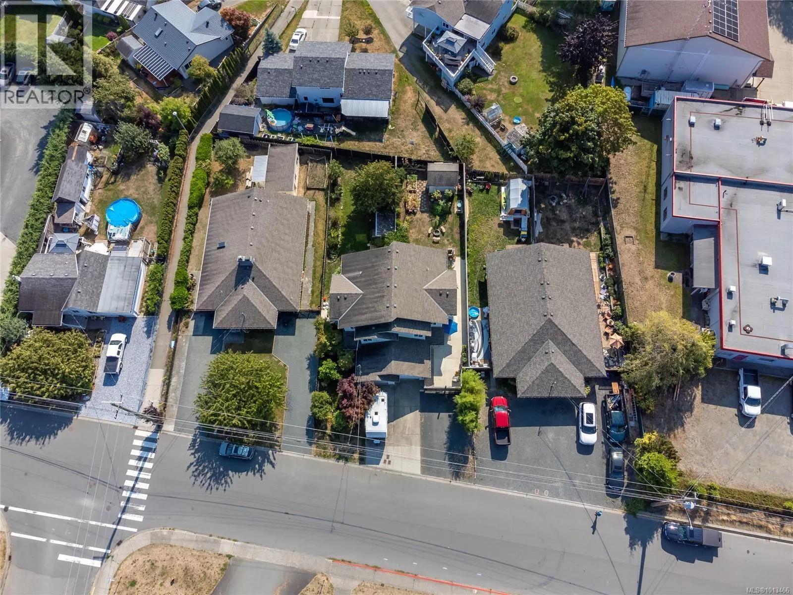 225 Larwood Rd