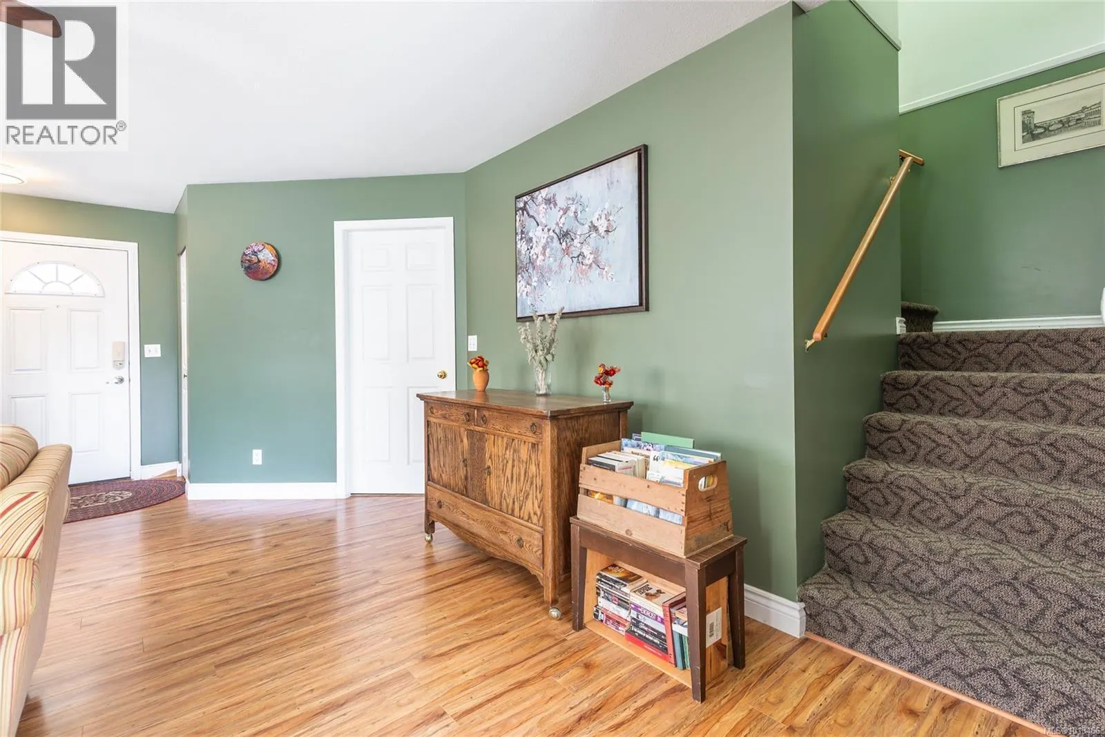 225 Larwood Rd