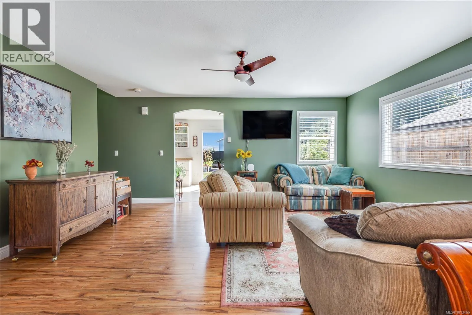 225 Larwood Rd