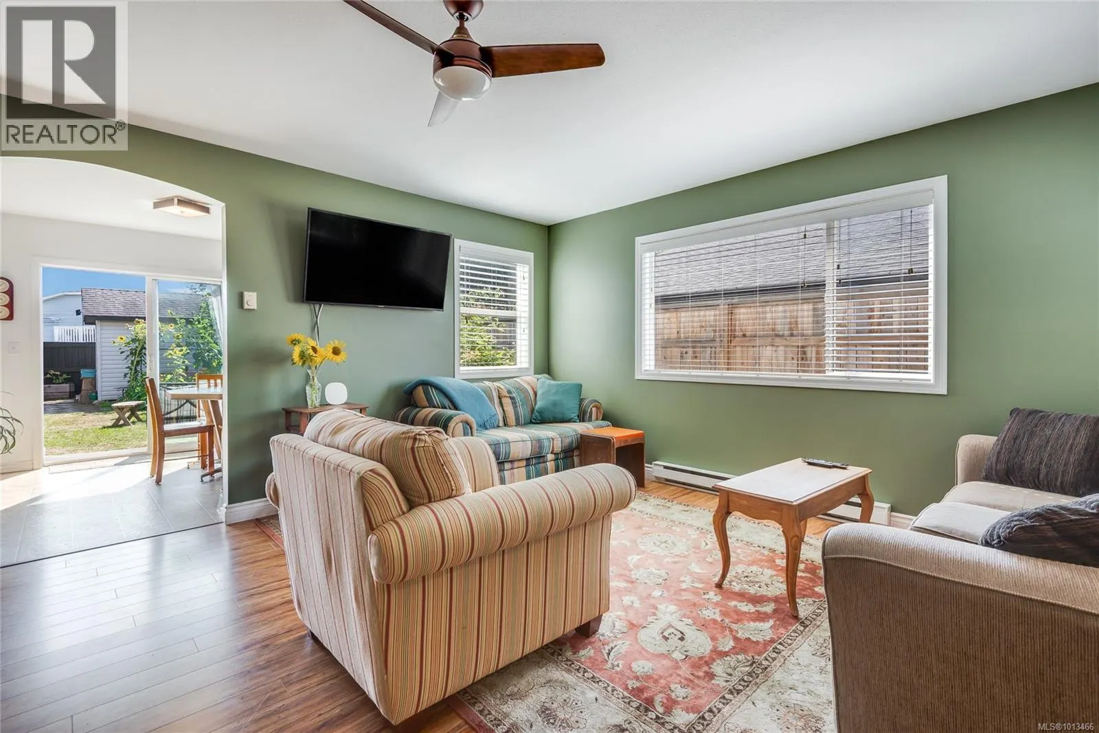 225 Larwood Rd