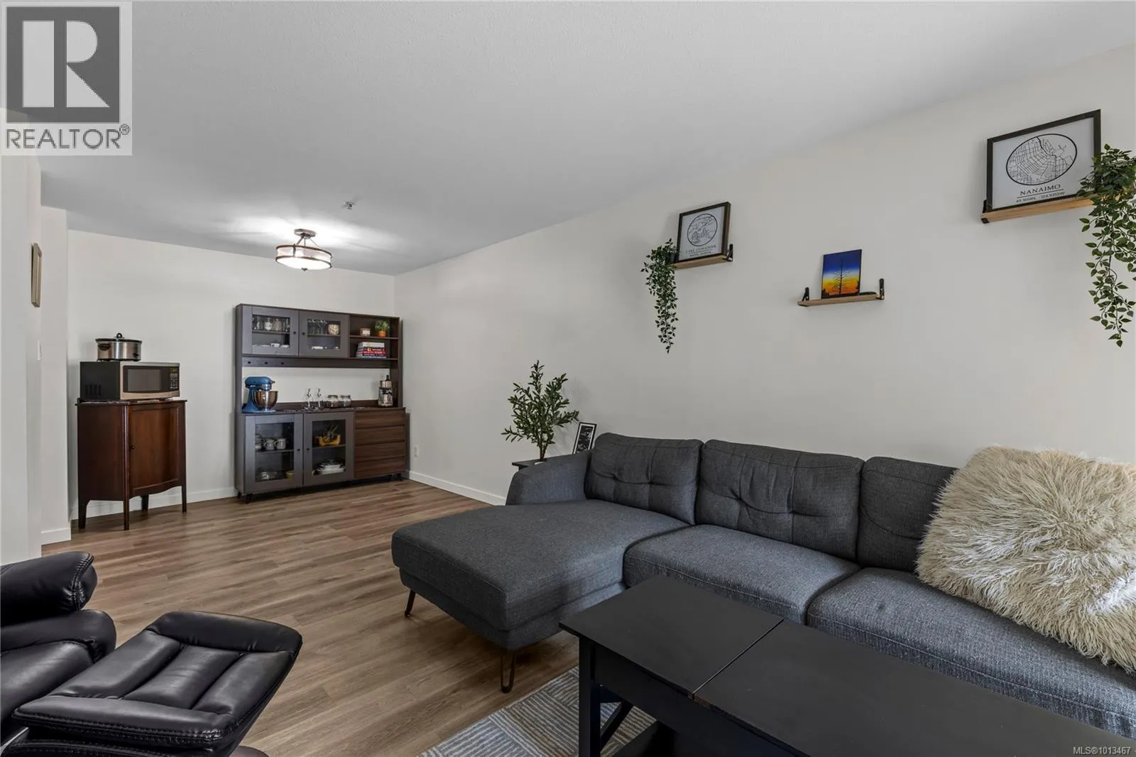 204 4971 Songbird Pl