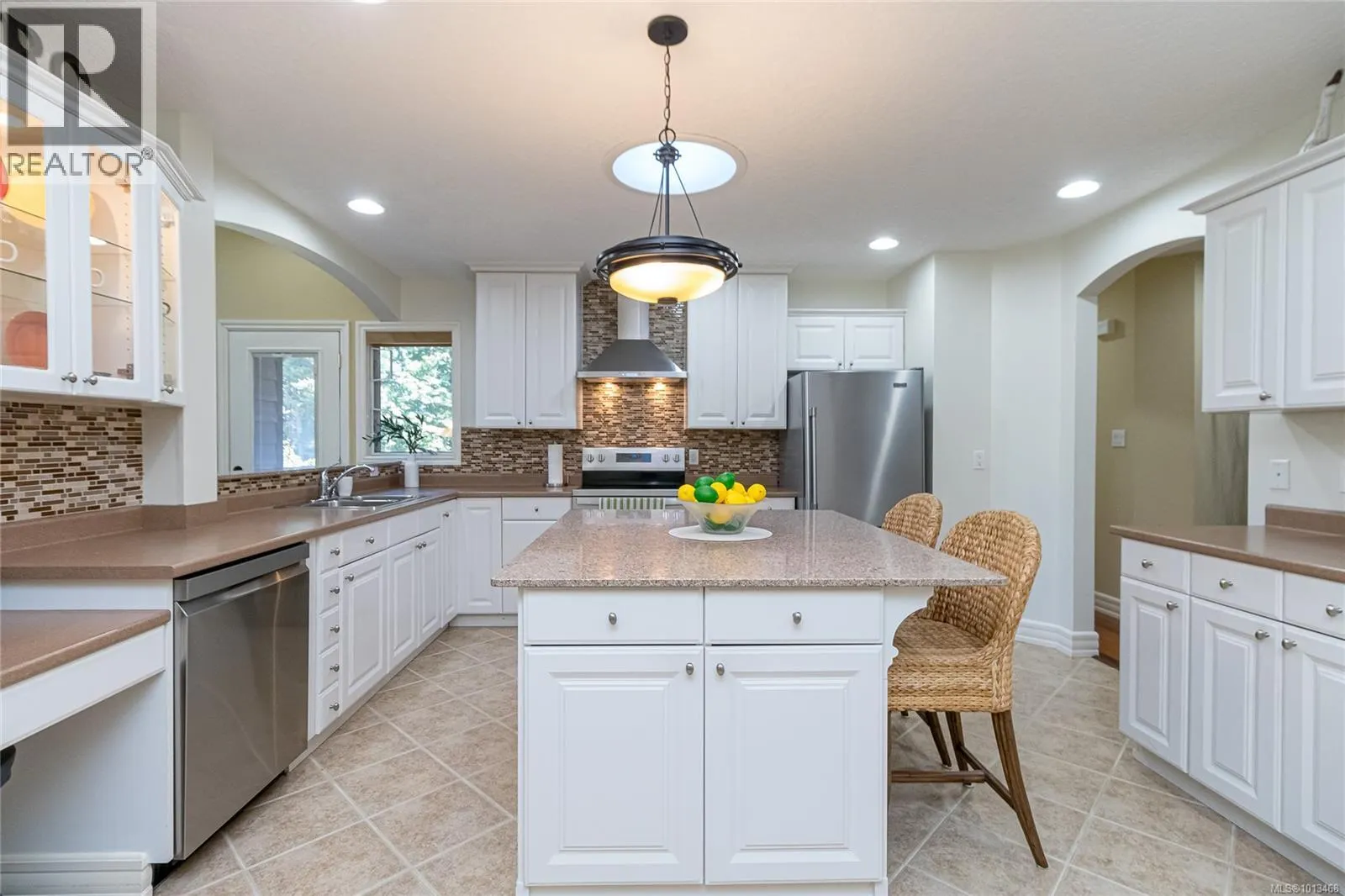 850 Sayward Rd