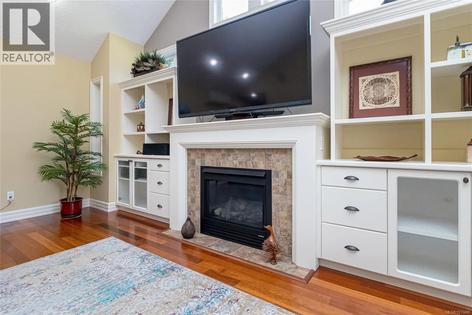 850 Sayward Rd
