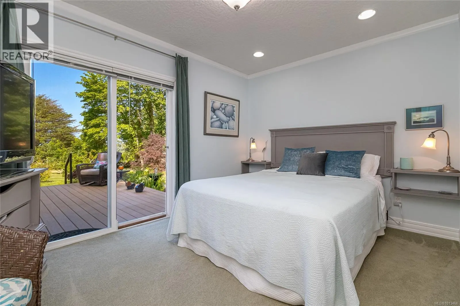 850 Sayward Rd