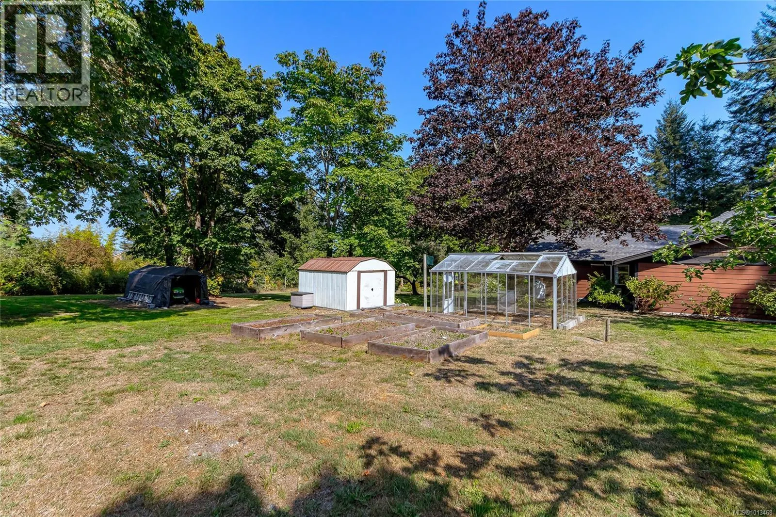 850 Sayward Rd