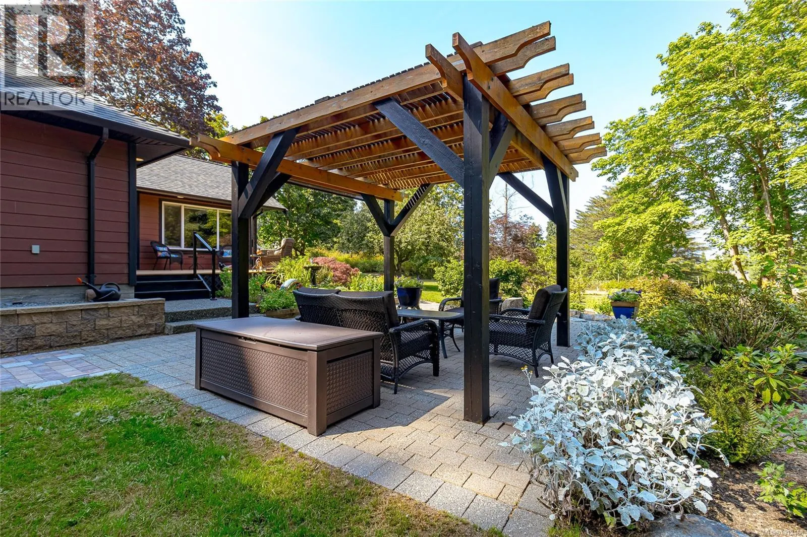 850 Sayward Rd