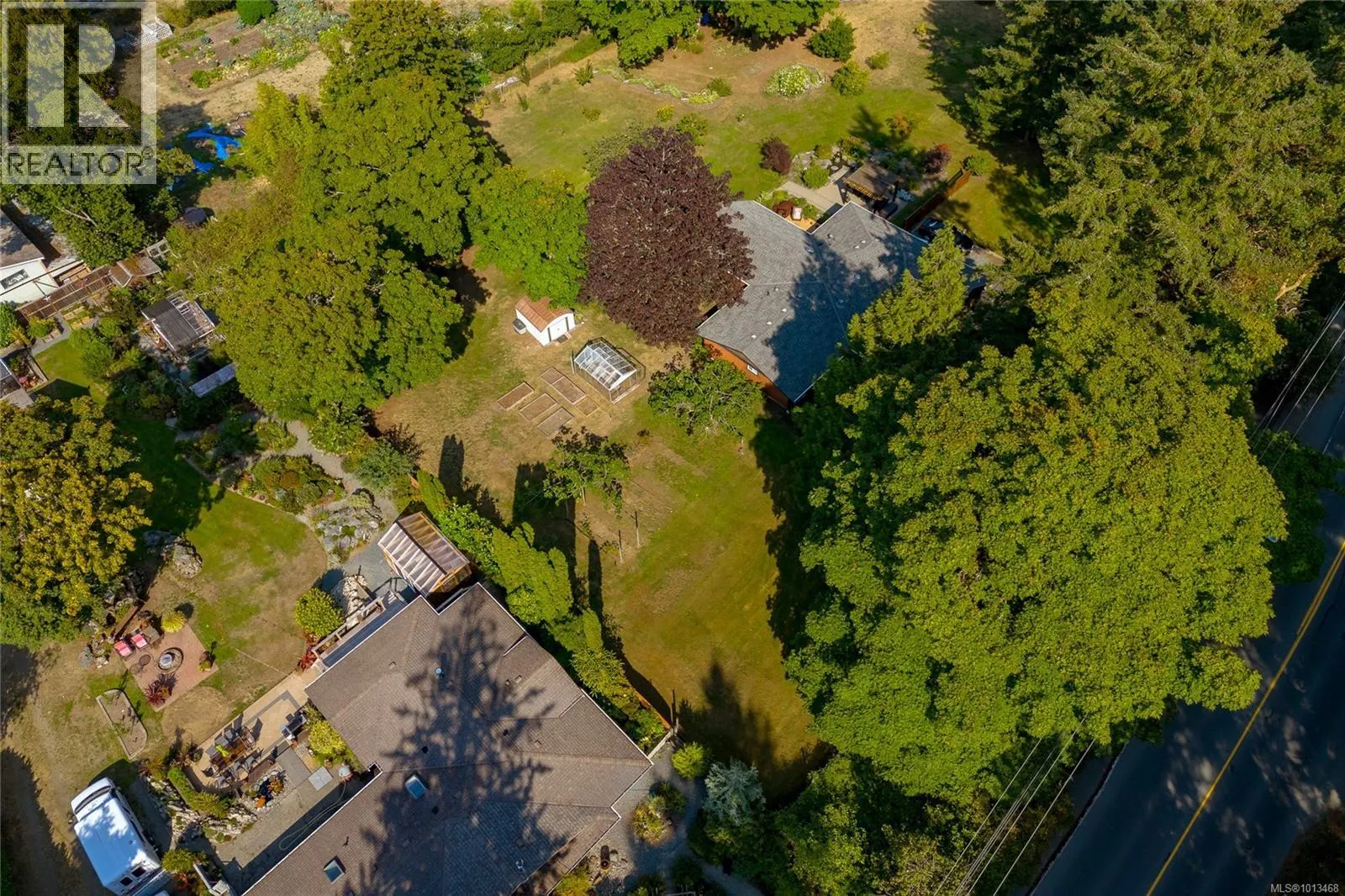 850 Sayward Rd