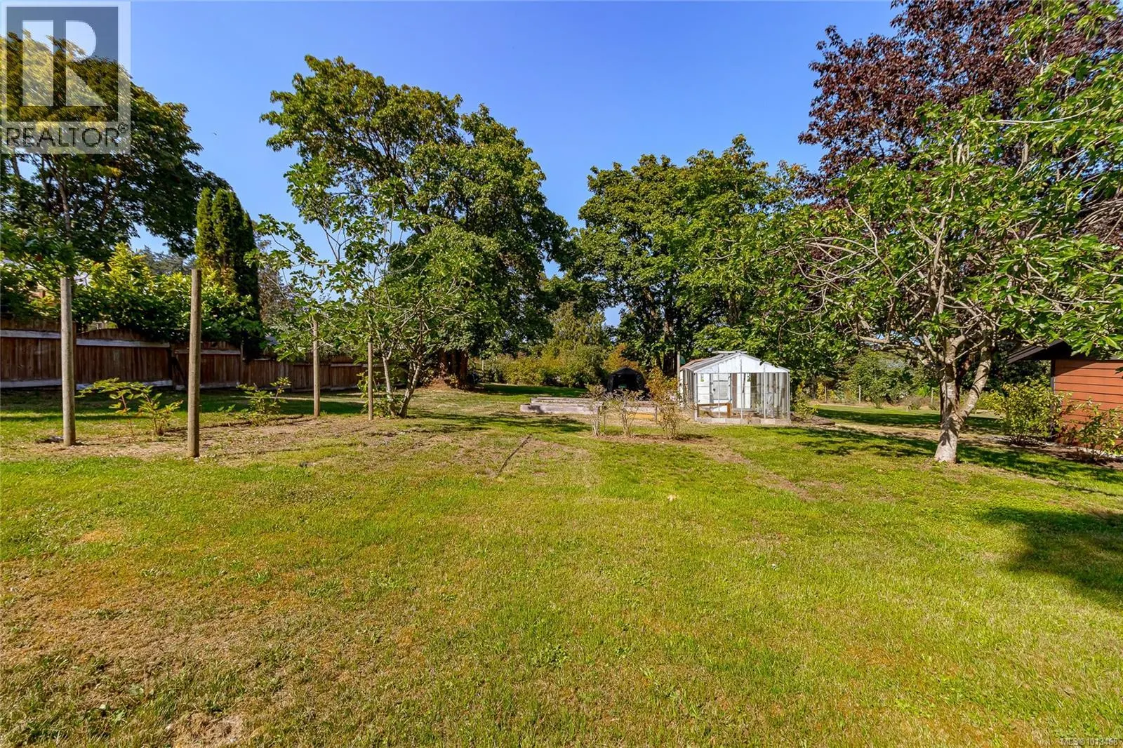 850 Sayward Rd